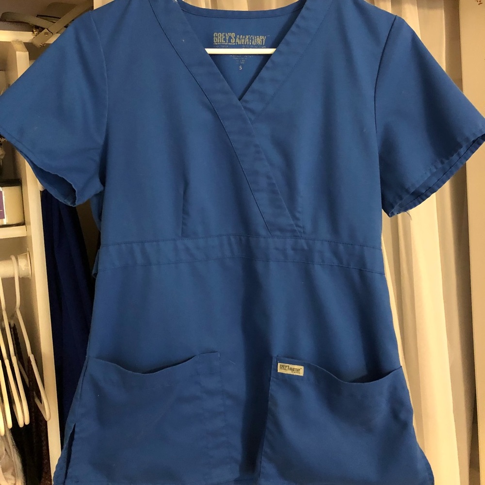 Greys anatomy scrub top